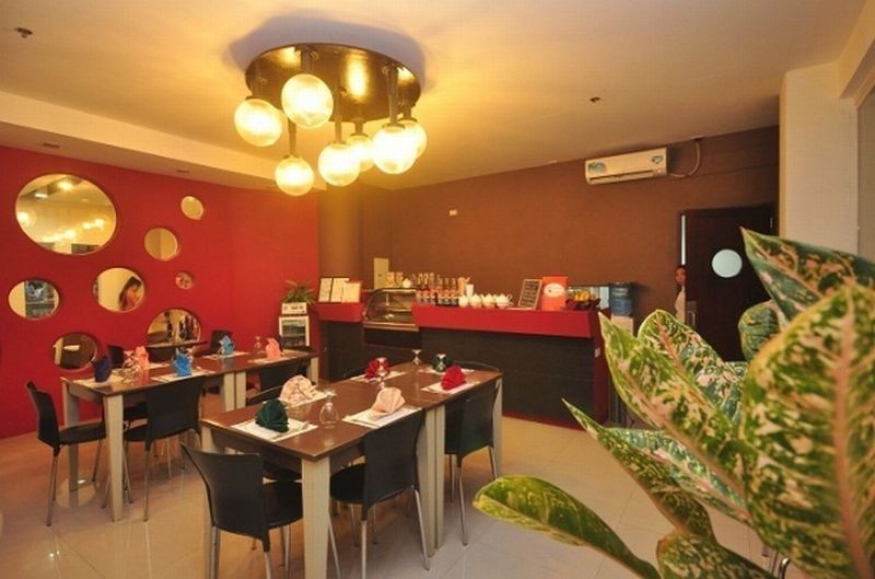 Grande Vista Hotel Puerto Princesa Екстер'єр фото