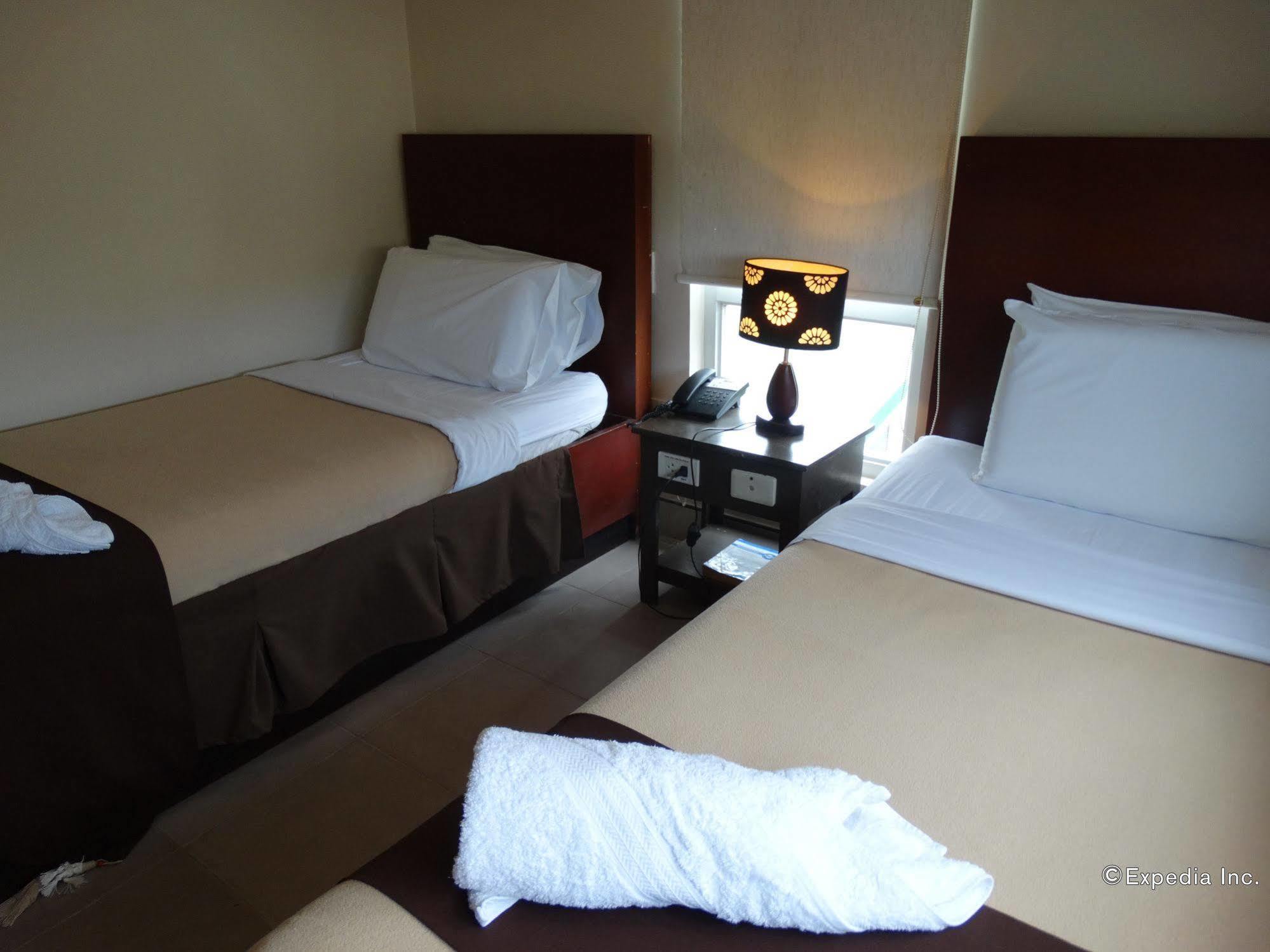 Grande Vista Hotel Puerto Princesa Екстер'єр фото